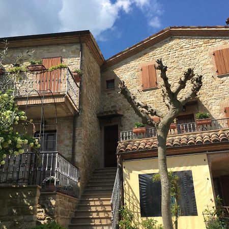 Appartamenti E Camere Il Poggio Di D'Angeli Lidia Auditore Eksteriør billede