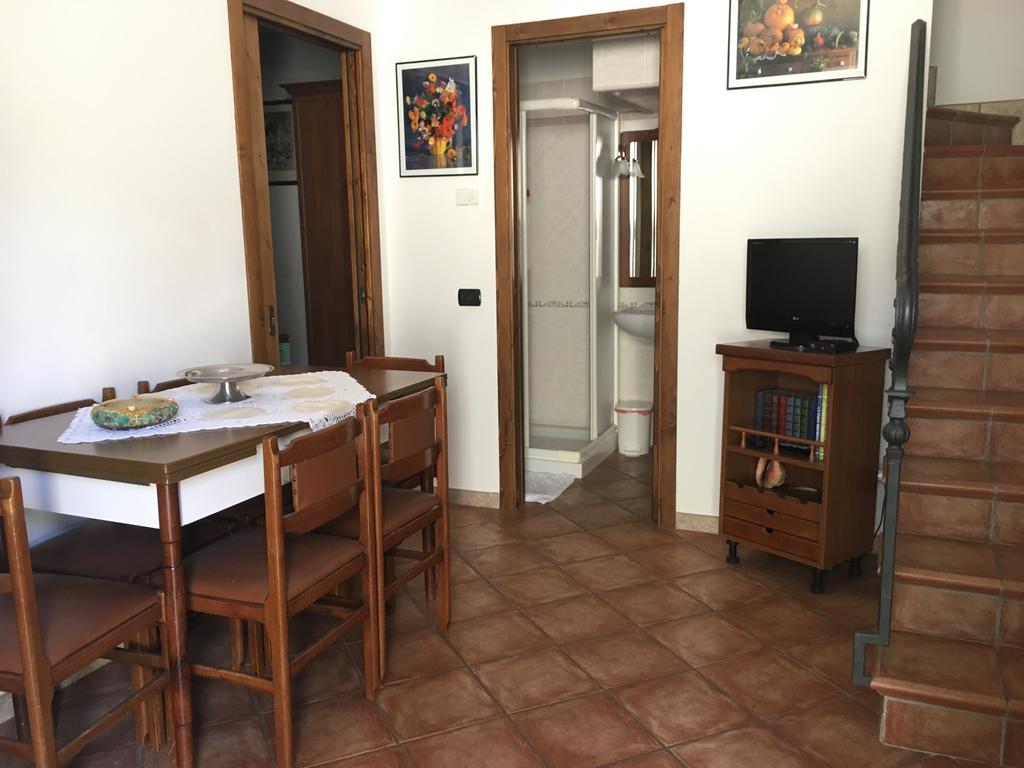 Appartamenti E Camere Il Poggio Di D'Angeli Lidia Auditore Eksteriør billede