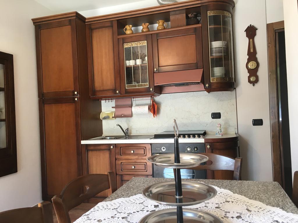 Appartamenti E Camere Il Poggio Di D'Angeli Lidia Auditore Eksteriør billede