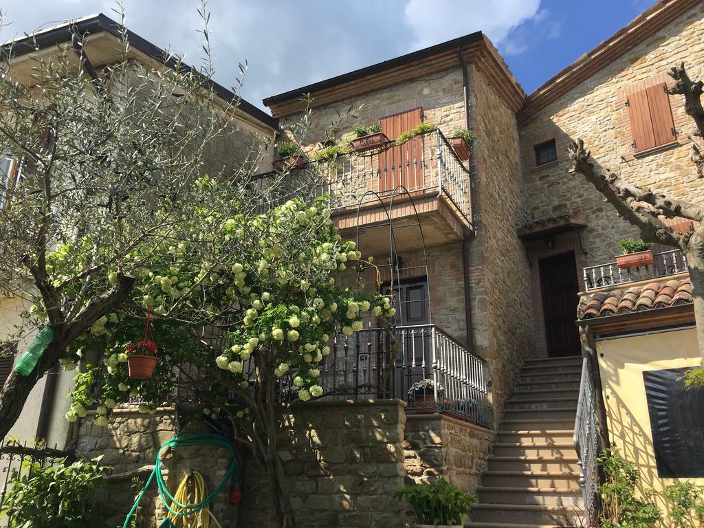 Appartamenti E Camere Il Poggio Di D'Angeli Lidia Auditore Eksteriør billede