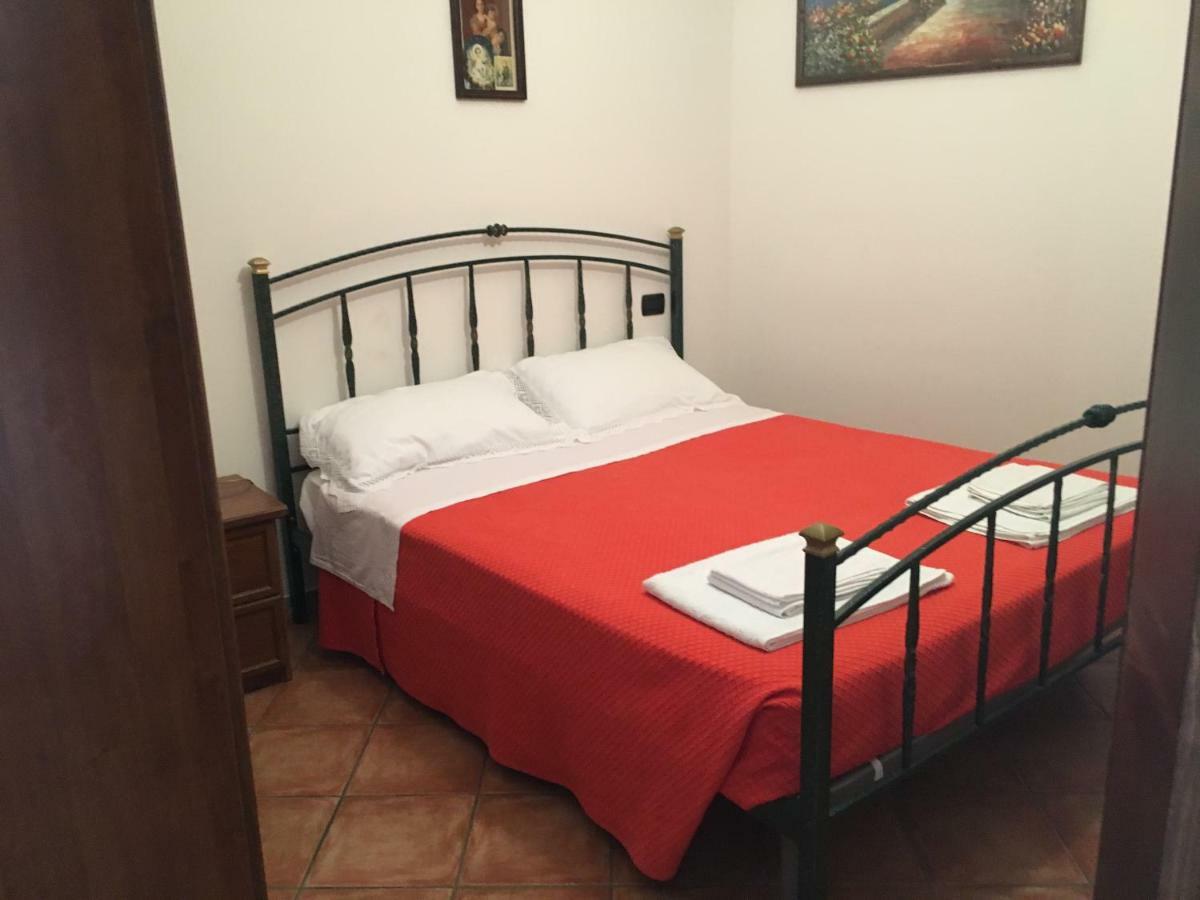 Appartamenti E Camere Il Poggio Di D'Angeli Lidia Auditore Eksteriør billede